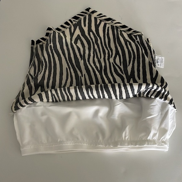 Zebra Racerback Sleeveless Tank Top with Built-In Bra - NWOT - Picture 6 of 12